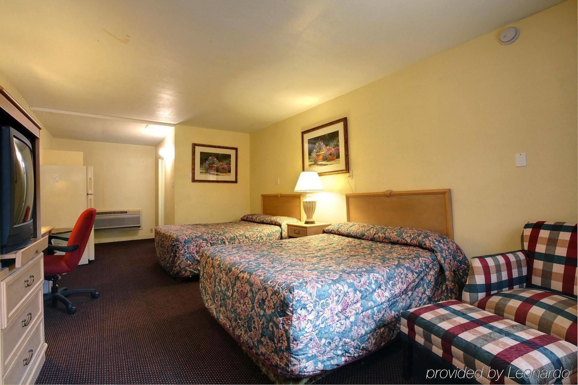 Budget Host Inn 알링턴 객실 사진